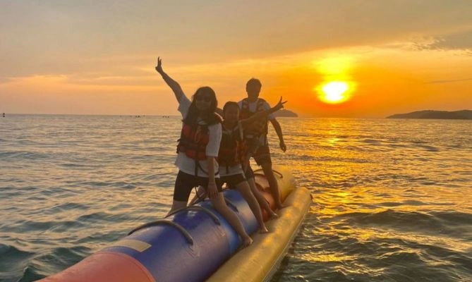 Banana Boat